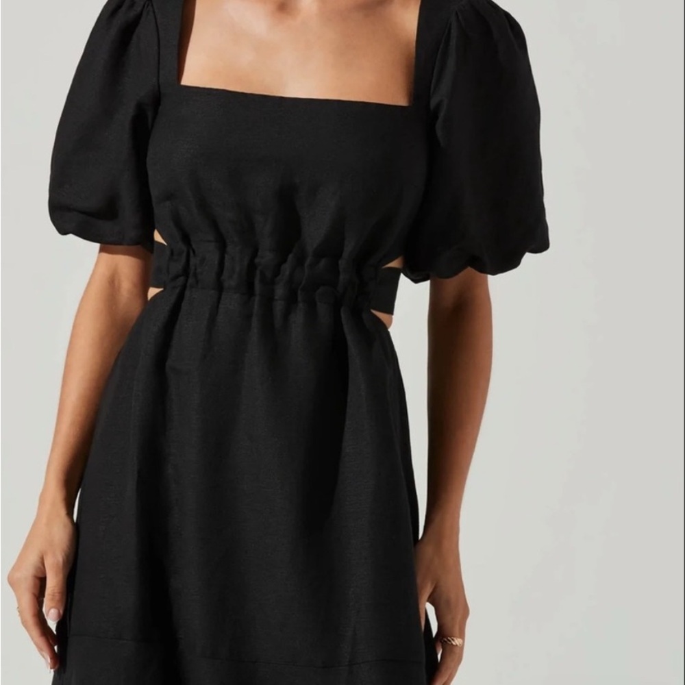 Astr Black Puff Sleeve Mini Dress